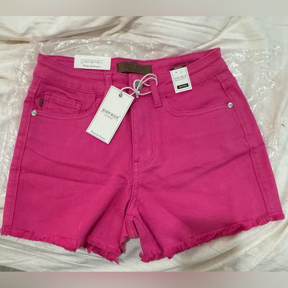 Super cute vibrant color, Judy blue shorts